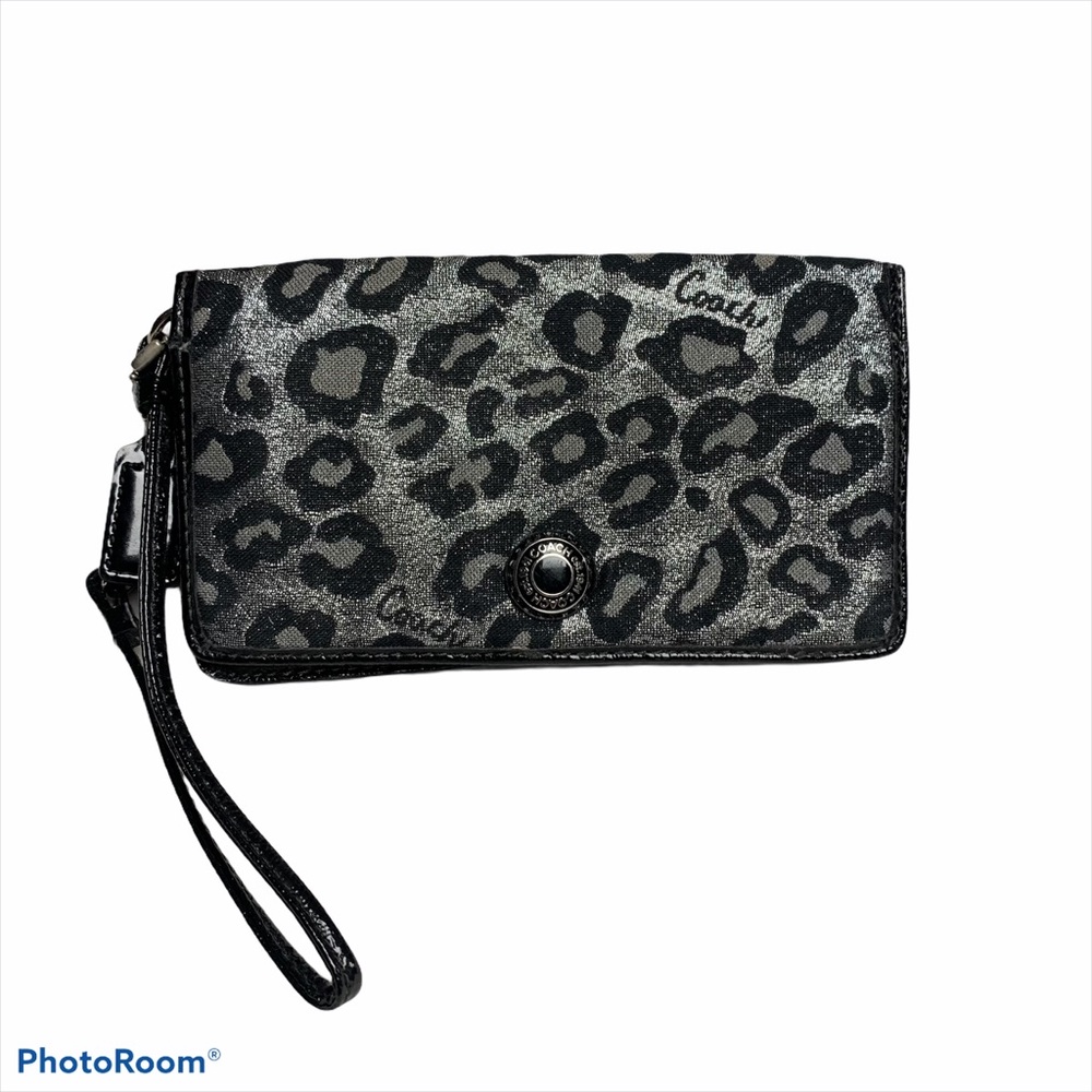 Coach black/silver bifold wallet/wristlet